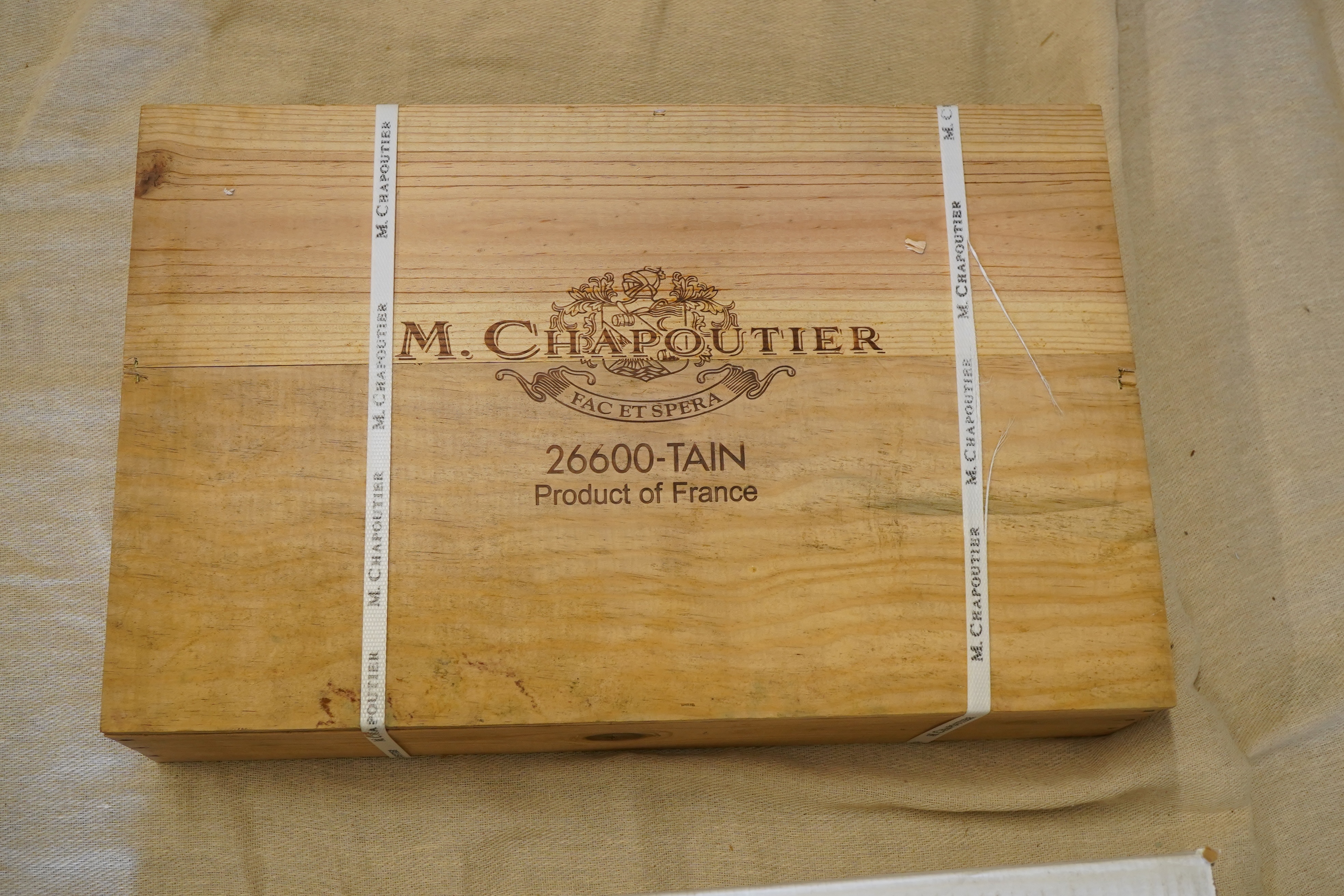 Maison M. Chapoutier, Châteauneuf-du-Pape, Barbe Rac, 2004